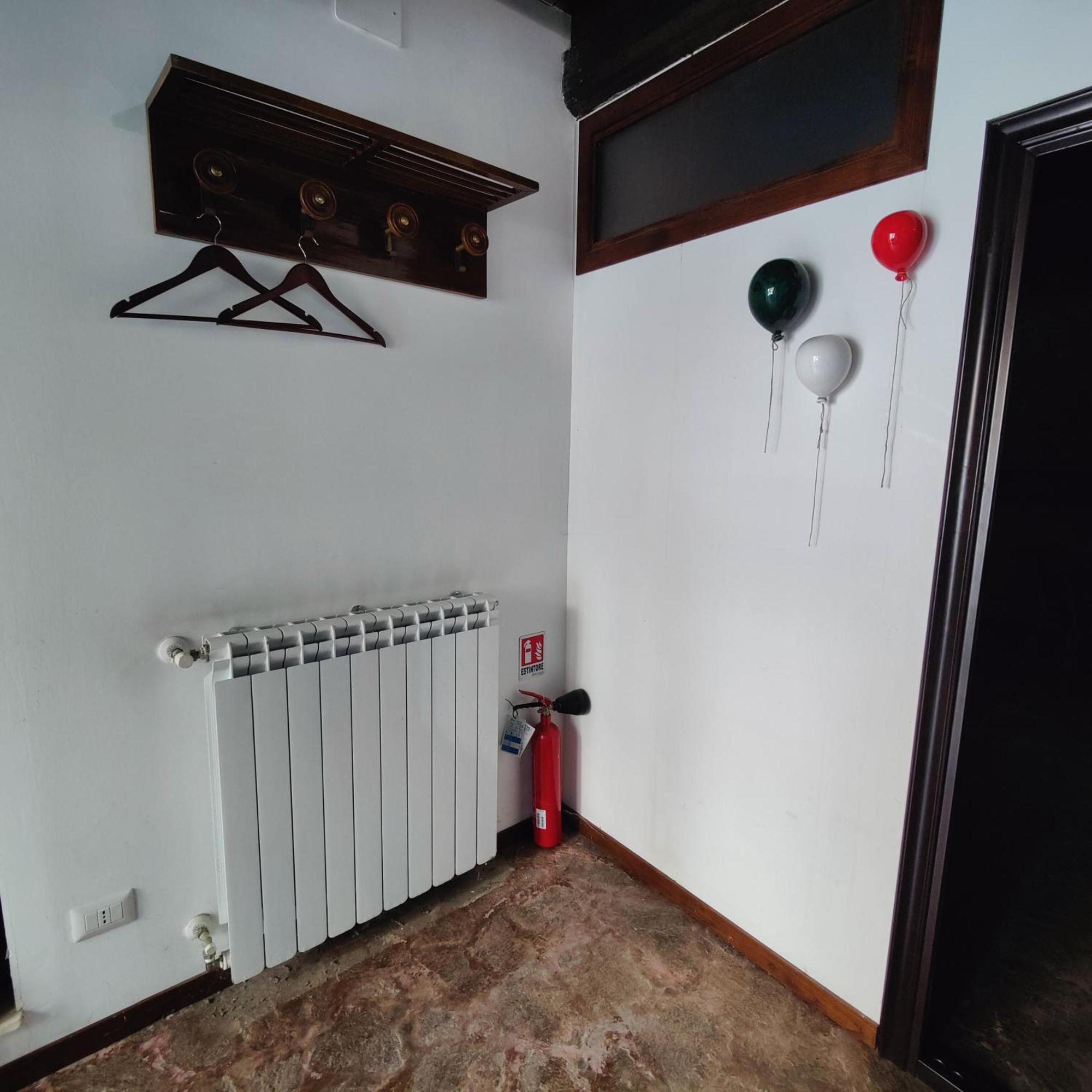 Maestosa Roccaforte Dei Principi, 3 Piani Tutti Per Voi! Sutri Exterior photo