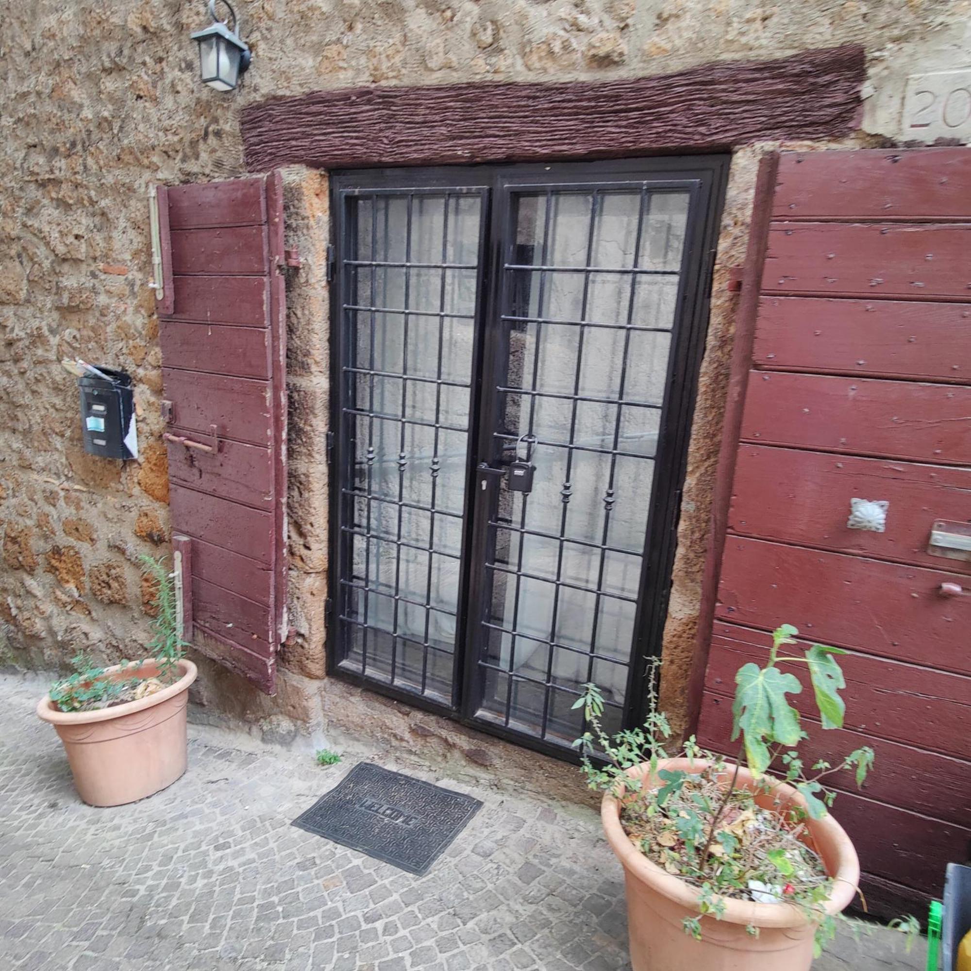 Maestosa Roccaforte Dei Principi, 3 Piani Tutti Per Voi! Sutri Exterior photo