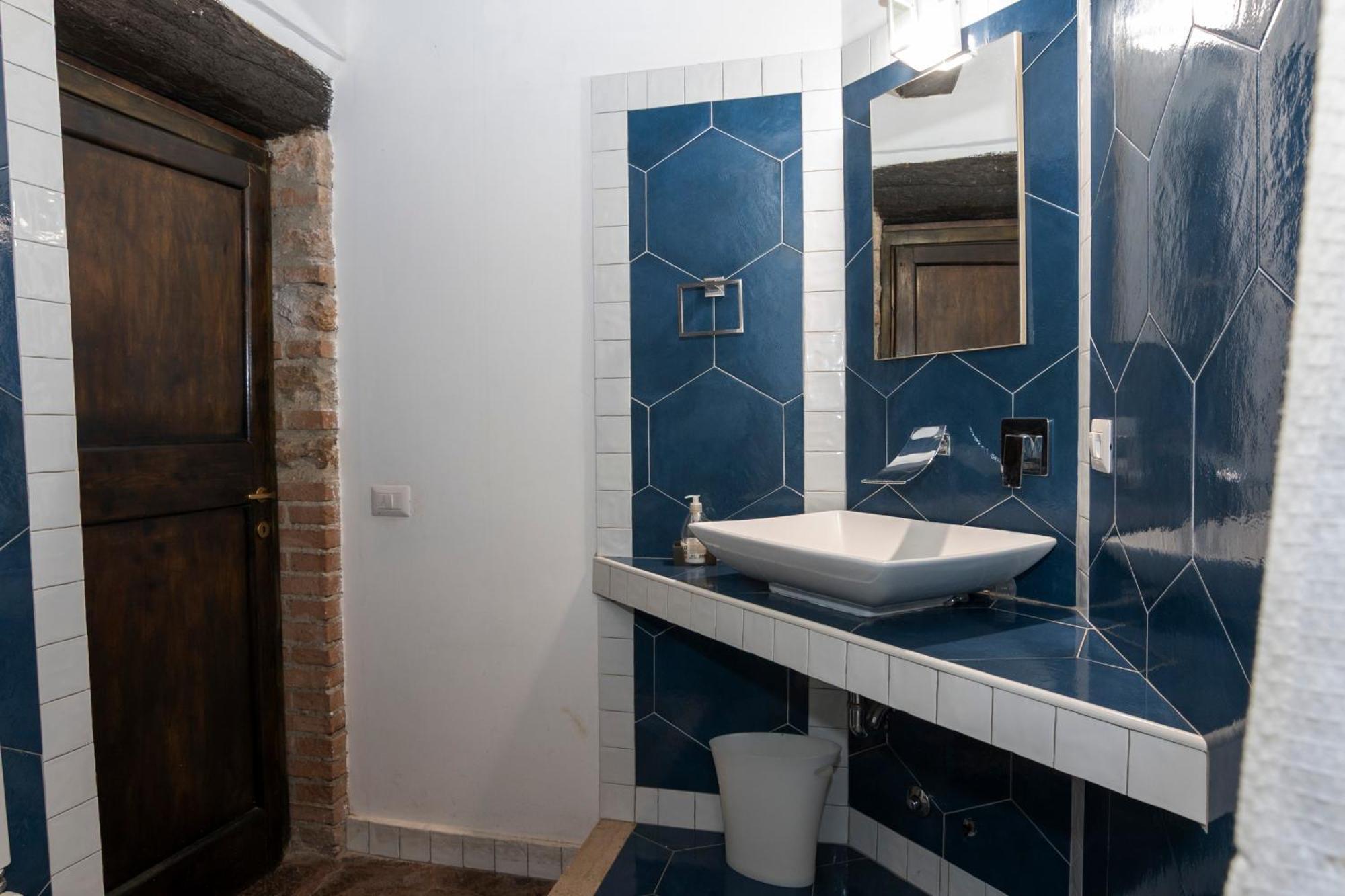Maestosa Roccaforte Dei Principi, 3 Piani Tutti Per Voi! Sutri Exterior photo